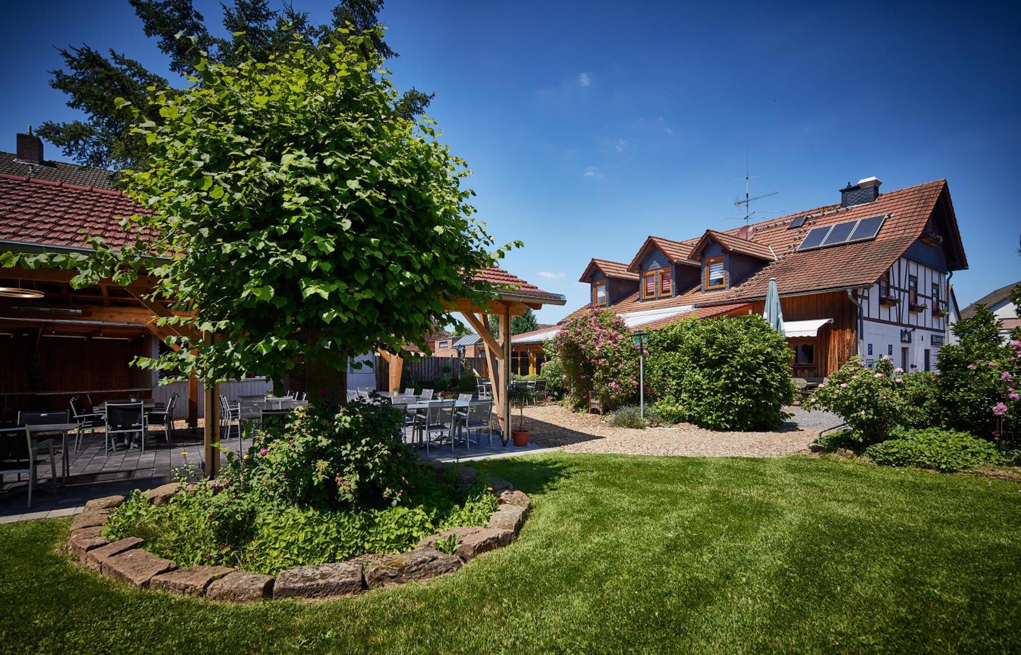 Bluetenhotel Village 3* Marburg